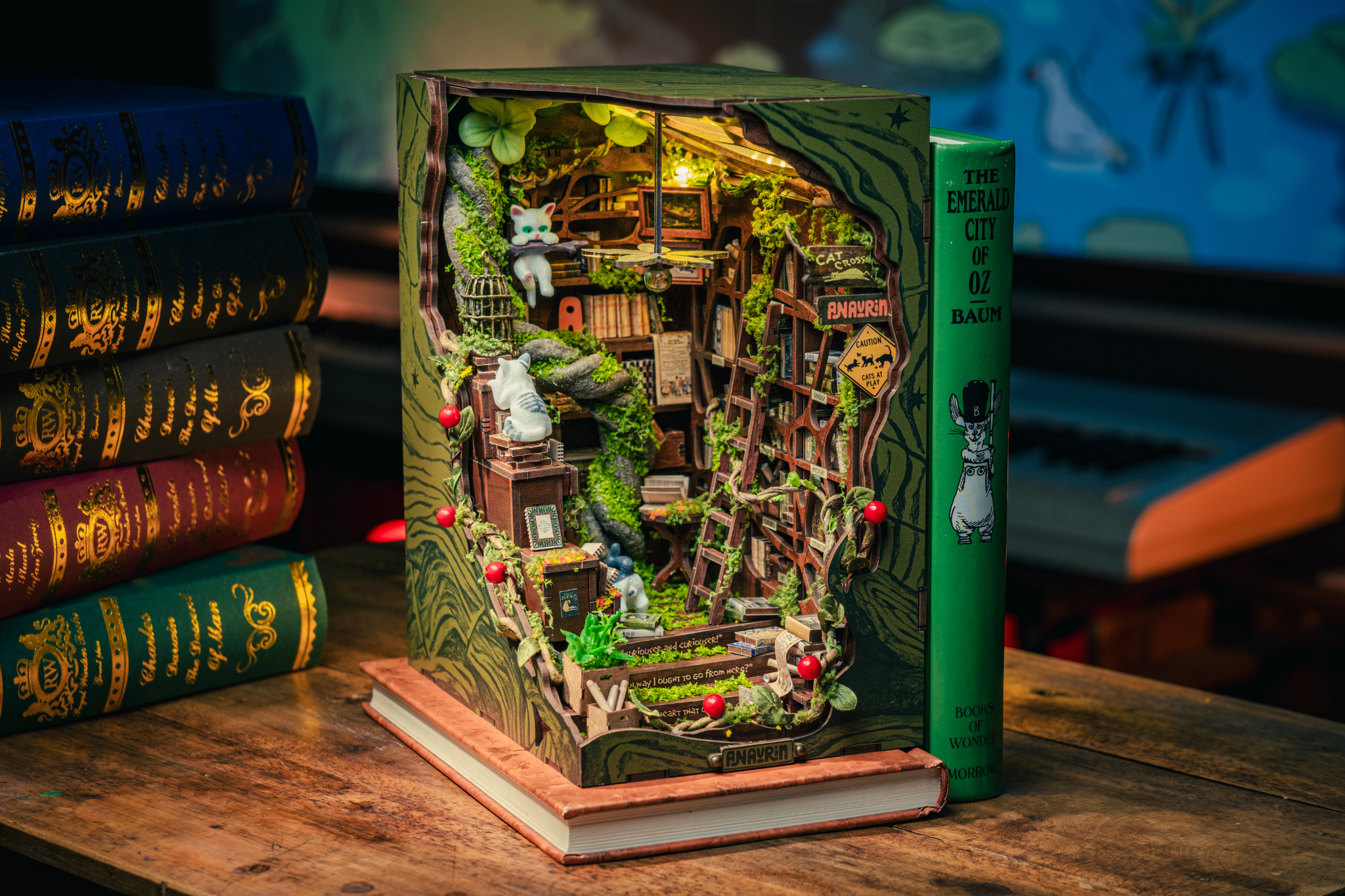 Cat Lovers’ Corner: 3 DIY Book Nooks Featuring Mini Cat Figurines