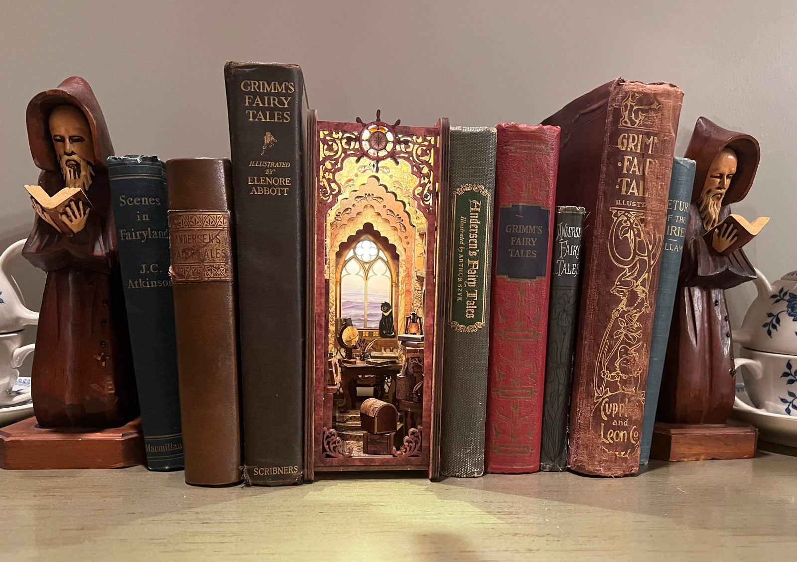 DIY Book Nook Kits - Harry Potter Book Nooks - Book Shelf Insert - DIY  Bookends