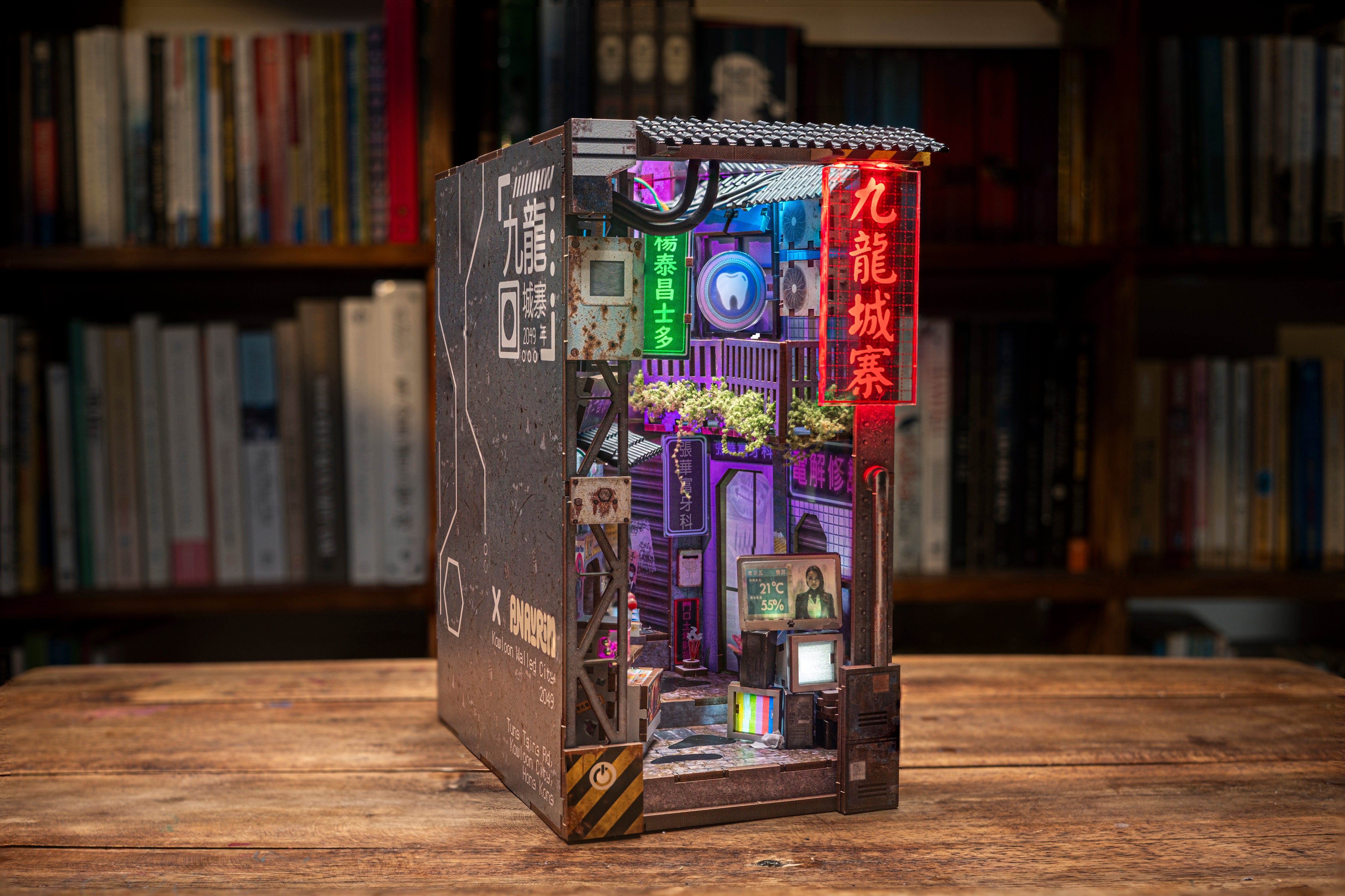 Load video: Kowloon Walled City 2049 DIY Book Nook Kit by Anavrin