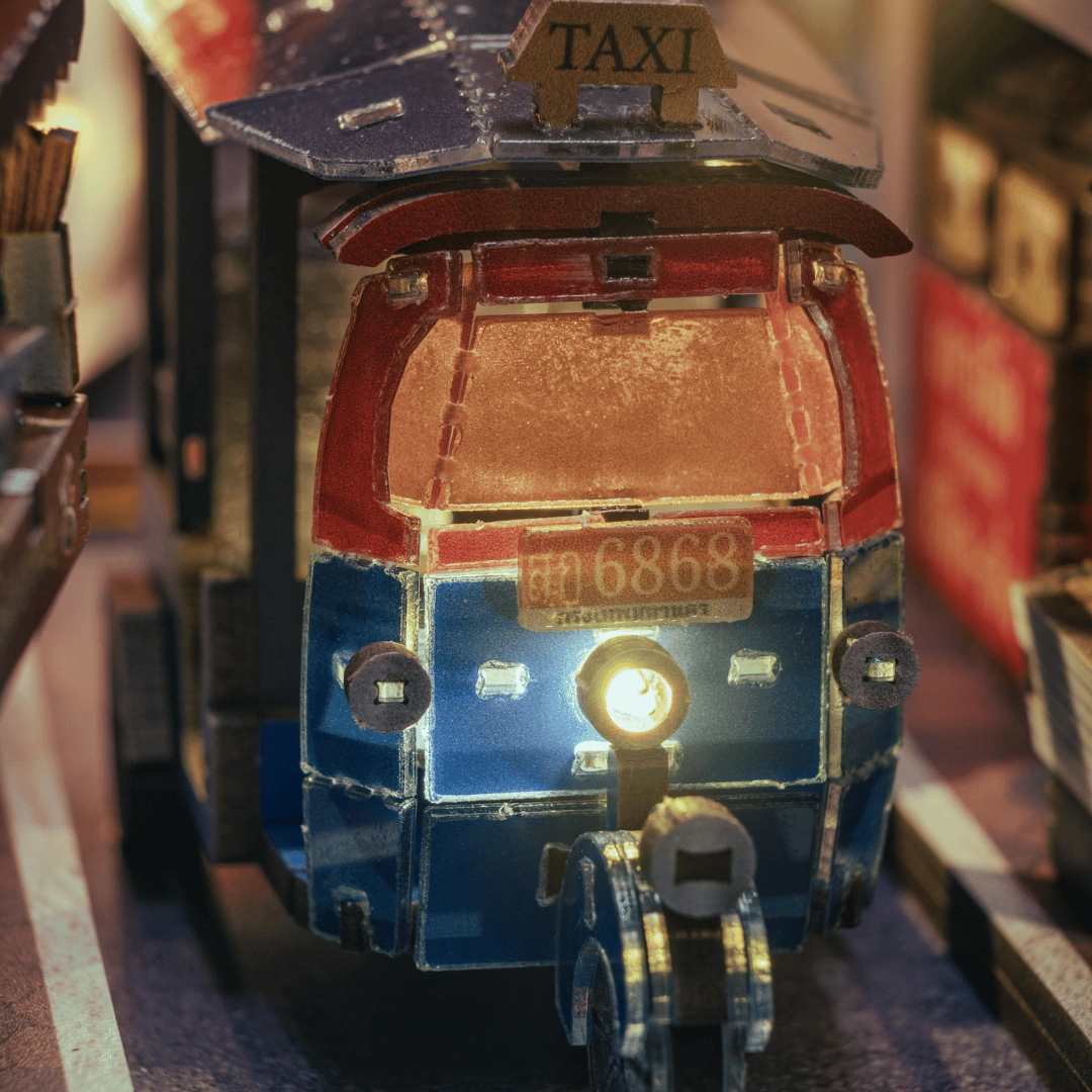 [Coming Soon] Bangkok Yaowarat Book Nook Kit - Anavrin