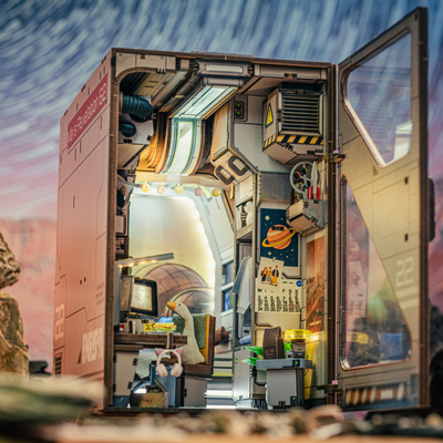 Mars Revelation 62 Book Nook Kit