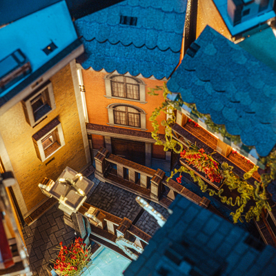 Midnight In Venezia Book Nook Kit