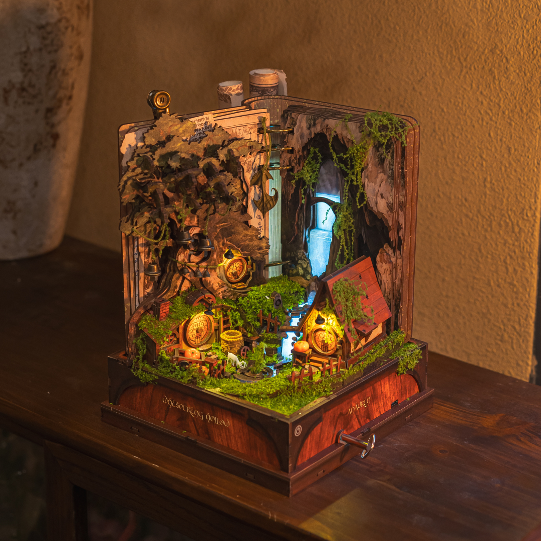 Whispering Hollow Miniature House Kit (Music Box) | Collector's Edition