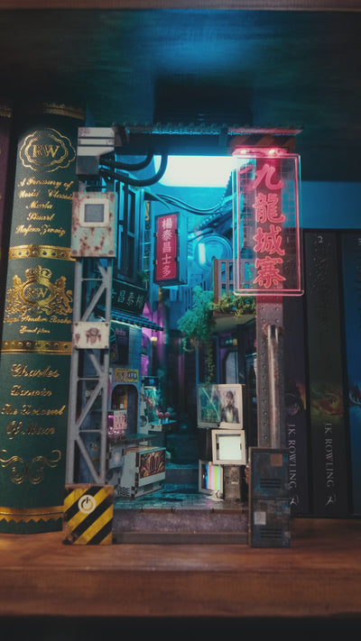 Kowloon Walled City 2049 Book Nook Kit