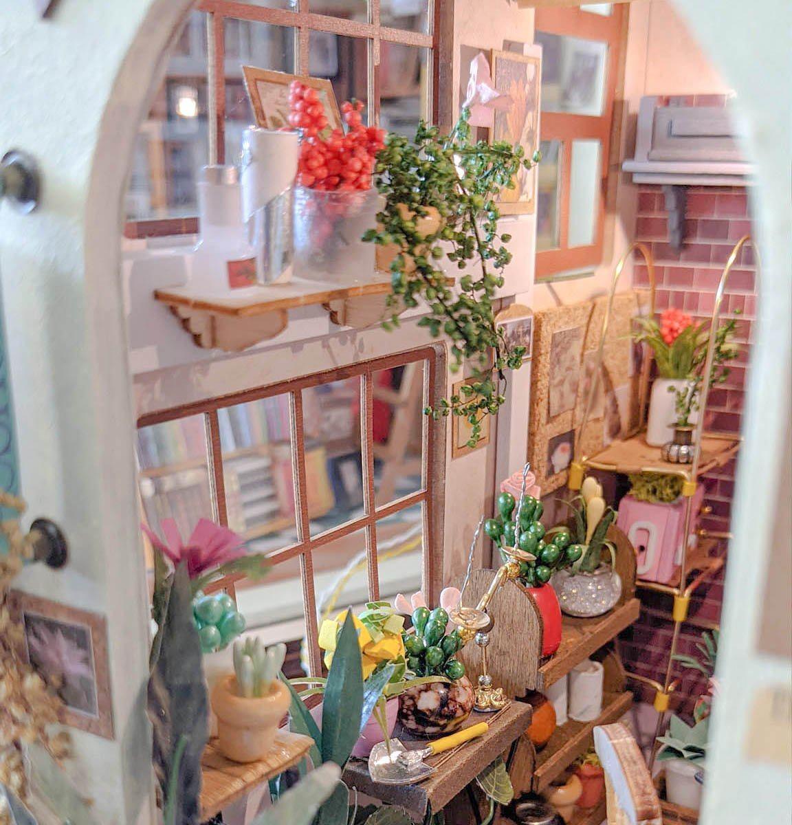 ByAnavrin - Emily's Miniature Floral Boutique | Anavrin | DIY Miniature Craft Kit